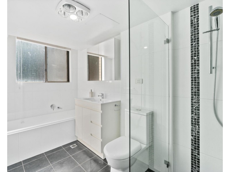 2/94-100 Flora Street, Sutherland NSW 2232