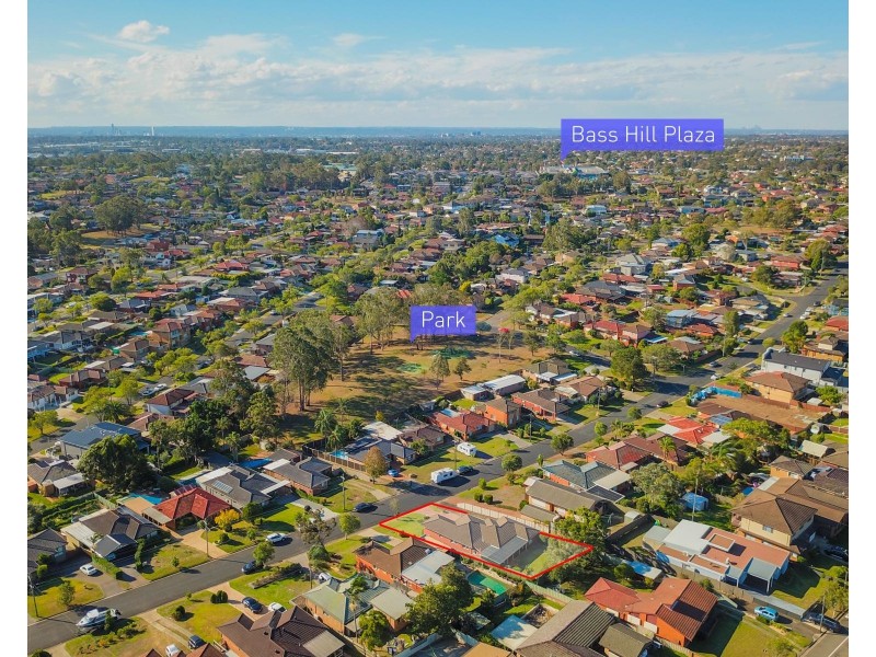 39 Oak Drive, Georges Hall NSW 2198