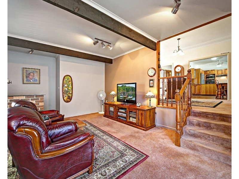 28 Mae Crescent, Panania NSW 2213