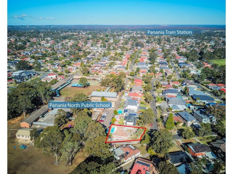 28 Mae Crescent, Panania NSW 2213