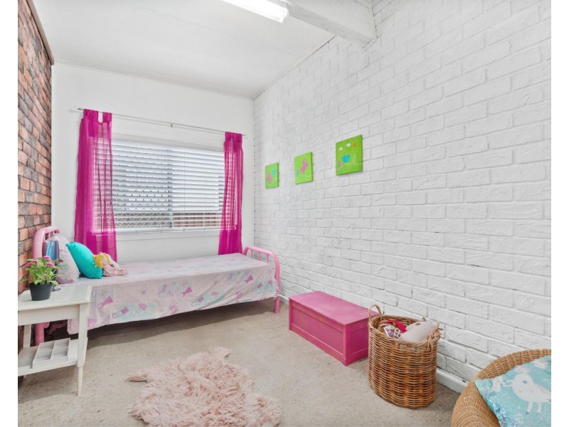 6 Ashcroft Street, Georges Hall NSW 2198