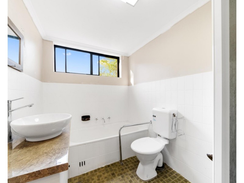 18/21 Myrtle Road, Bankstown NSW 2200