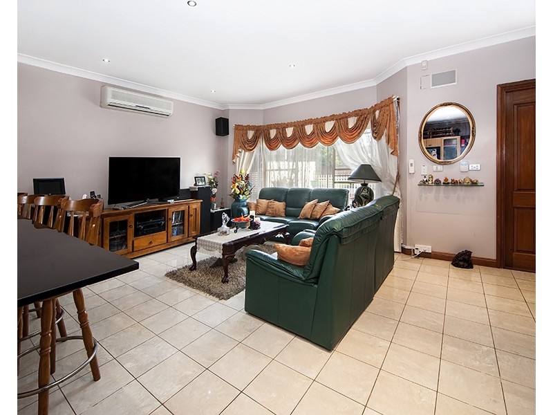 22  Fall Street, Revesby NSW 2212