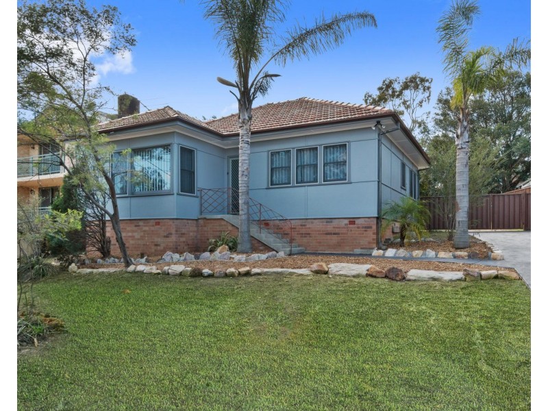 12 Fewtrell Avenue, Revesby Heights NSW 2212