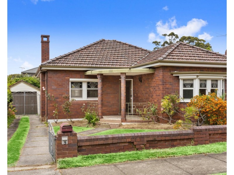 5 Noeline Street, Hurstville NSW 2220