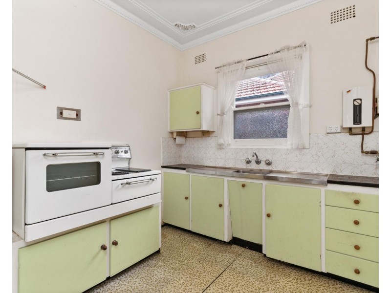 5 Noeline Street, Hurstville NSW 2220