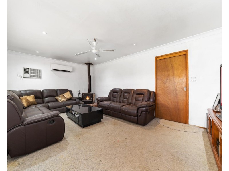 22 Grieve Crescent, Milperra NSW 2214