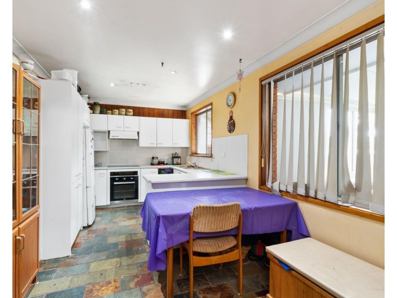 22 Grieve Crescent, Milperra NSW 2214