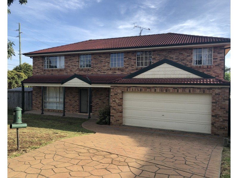 79 Downes Crescent, Currans Hill NSW 2567