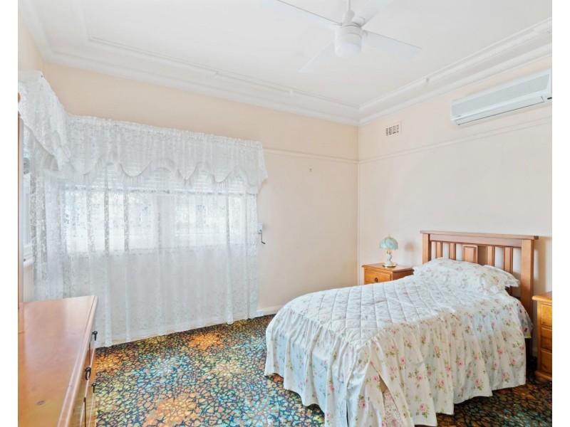 187 Picnic Point Road, Picnic Point NSW 2213