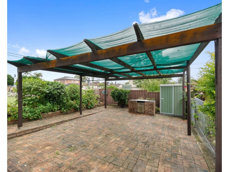 187 Picnic Point Road, Picnic Point NSW 2213