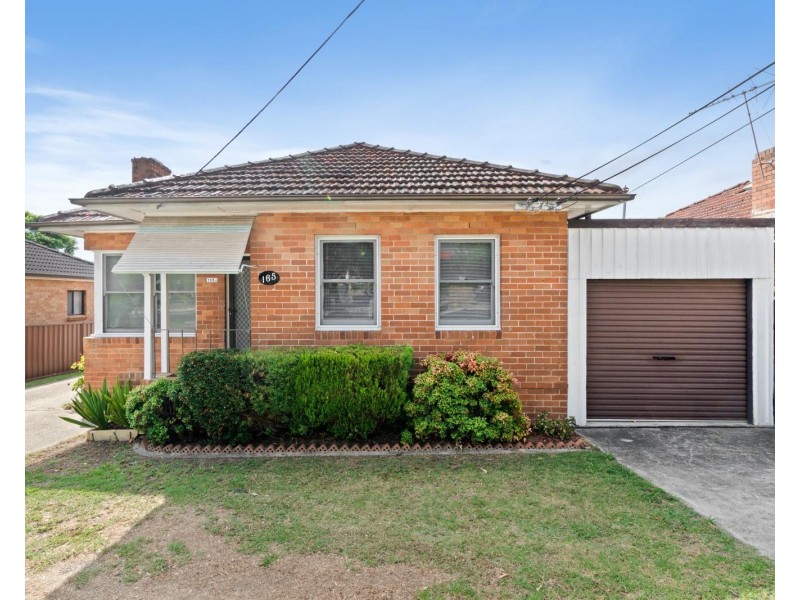 165a The River Road, Revesby NSW 2212