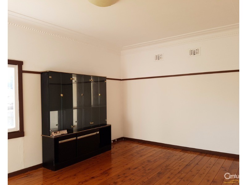 26 Townsend Street, Condell Park NSW 2200