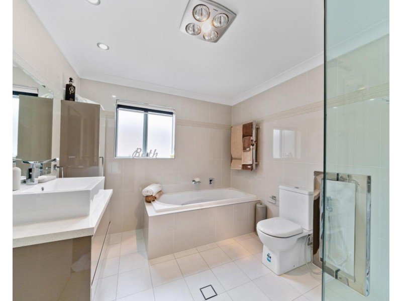 204 Marco Avenue, Panania NSW 2213