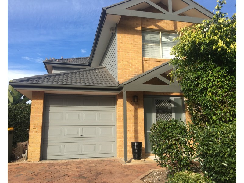 15 Mead Drive, Chipping Norton NSW 2170