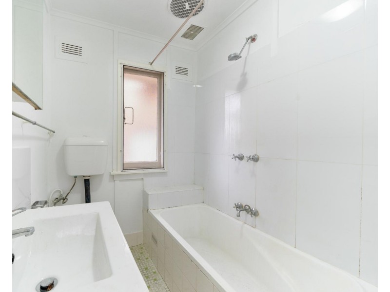 25 Ambon Road, Holsworthy NSW 2173