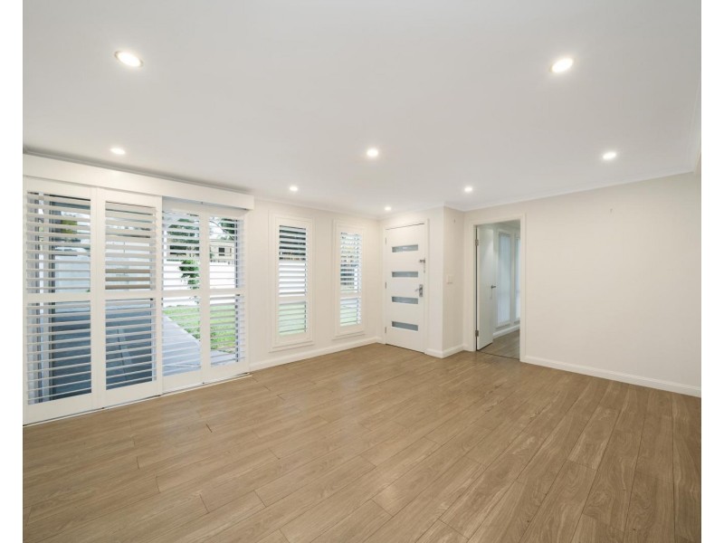 187 Henry Lawson Drive, Georges Hall NSW 2198