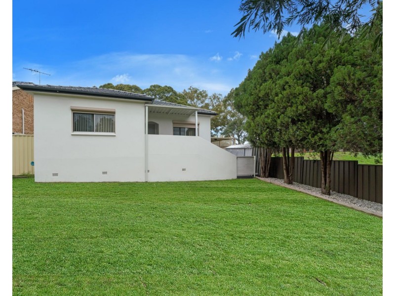 187 Henry Lawson Drive, Georges Hall NSW 2198