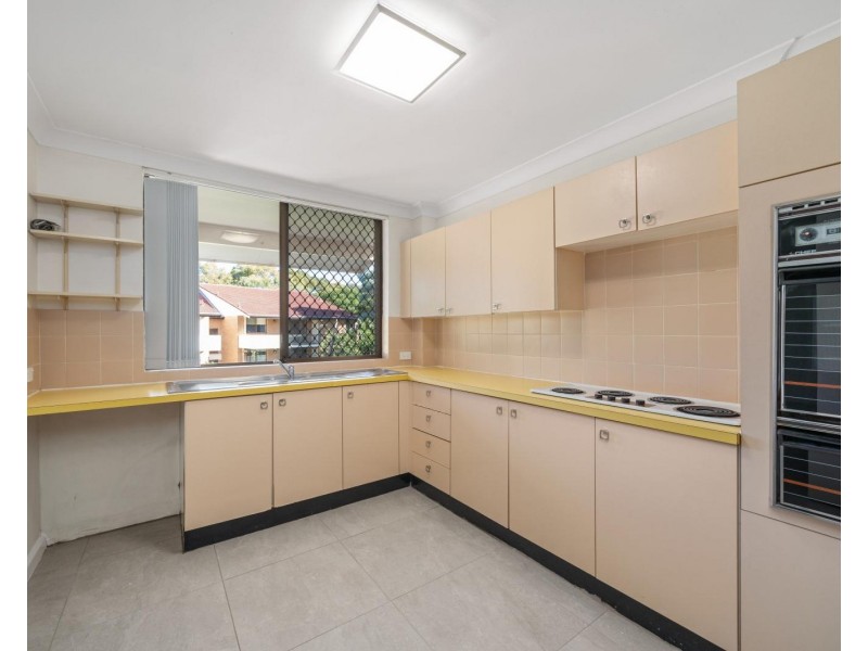 12/5-13  Dellwood Street, Bankstown NSW 2200