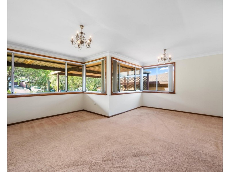 6 Lucinda Avenue, Georges Hall NSW 2198