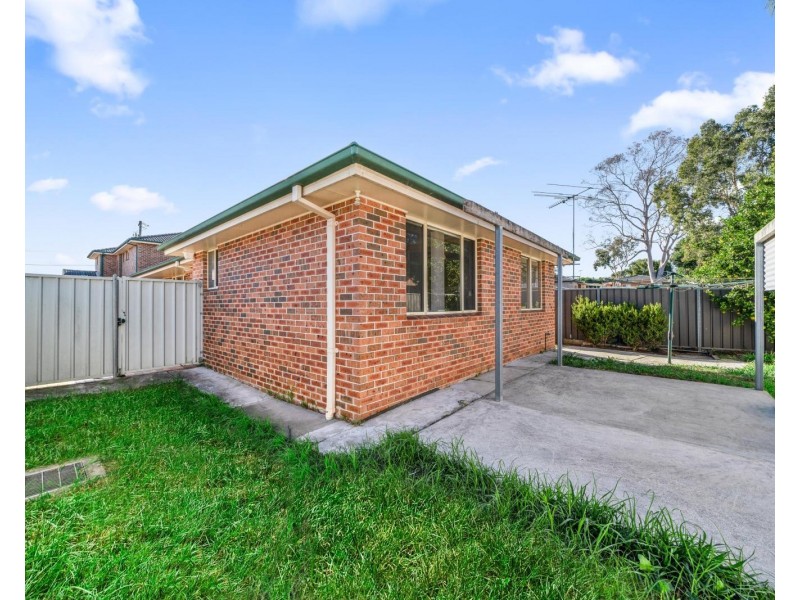 2/38 Glassop Street, Yagoona NSW 2199