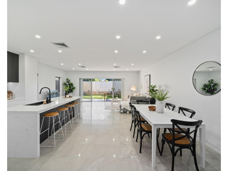 12 Barkl Avenue, Padstow NSW 2211