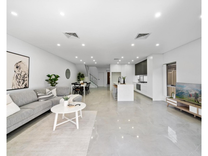 12 Barkl Avenue, Padstow NSW 2211