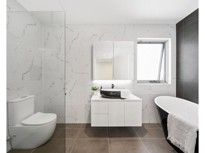 12 Barkl Avenue, Padstow NSW 2211