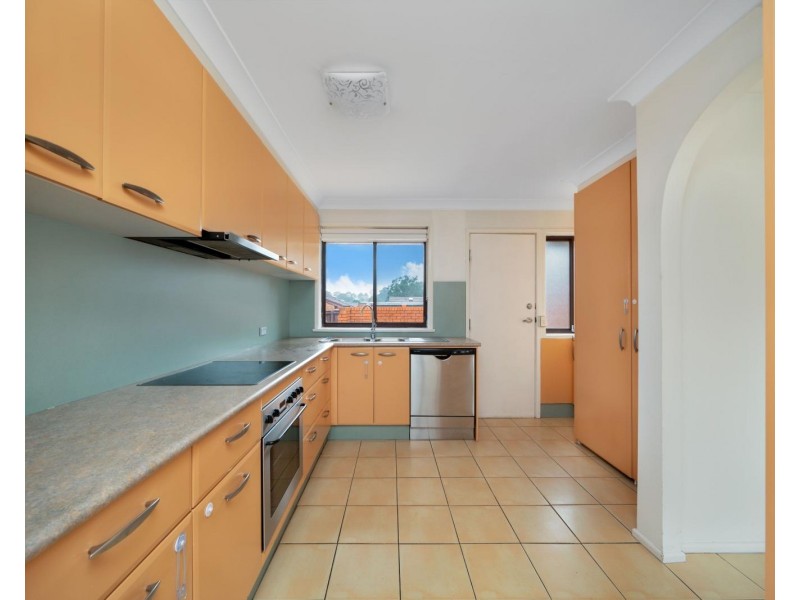 2/17 Campbell Hill Road, Chester Hill NSW 2162