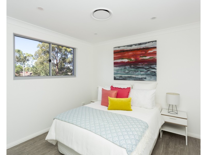 5 Woodburn Avenue, Panania NSW 2213