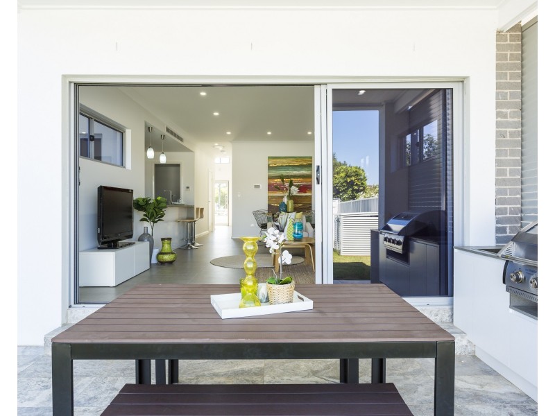 5 Woodburn Avenue, Panania NSW 2213