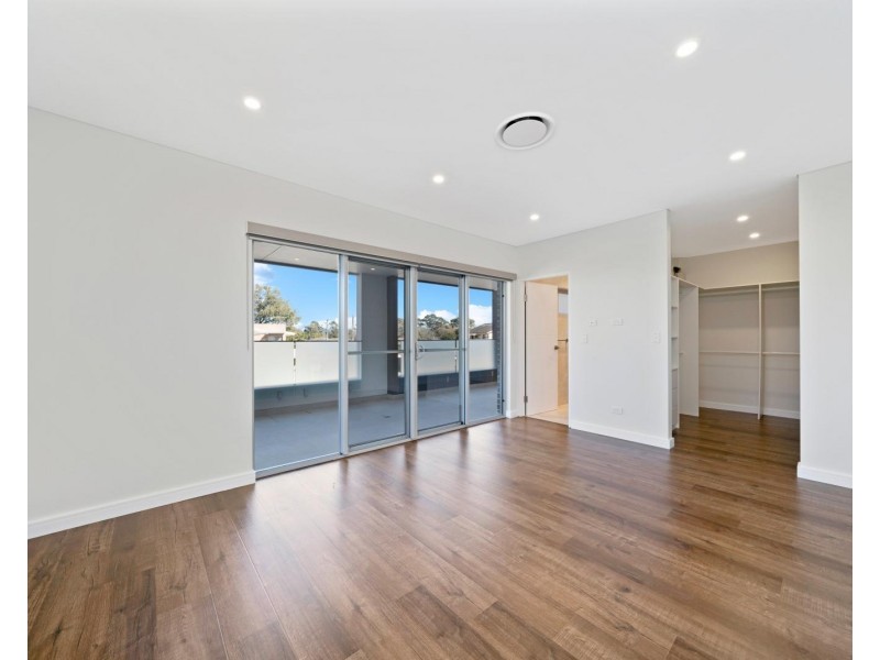 29 Wianamatta Drive, Cartwright NSW 2168