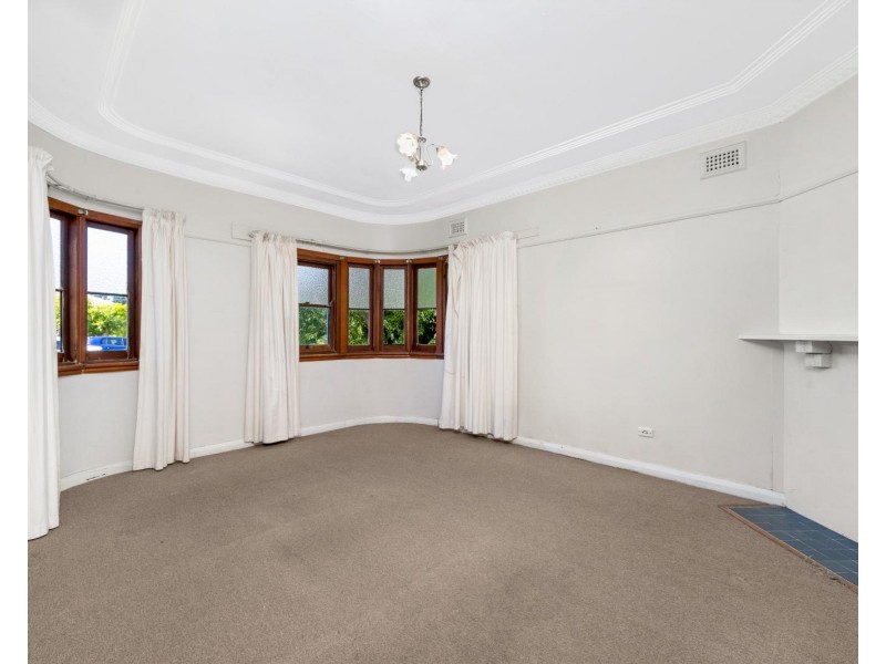 37 Monie Avenue, East Hills NSW 2213