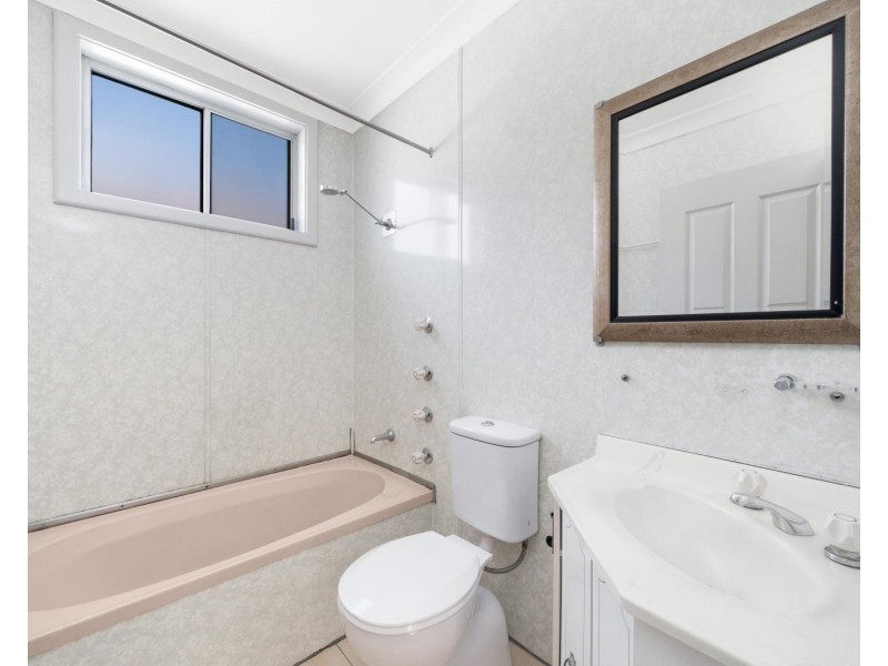 16 William Street, Condell Park NSW 2200