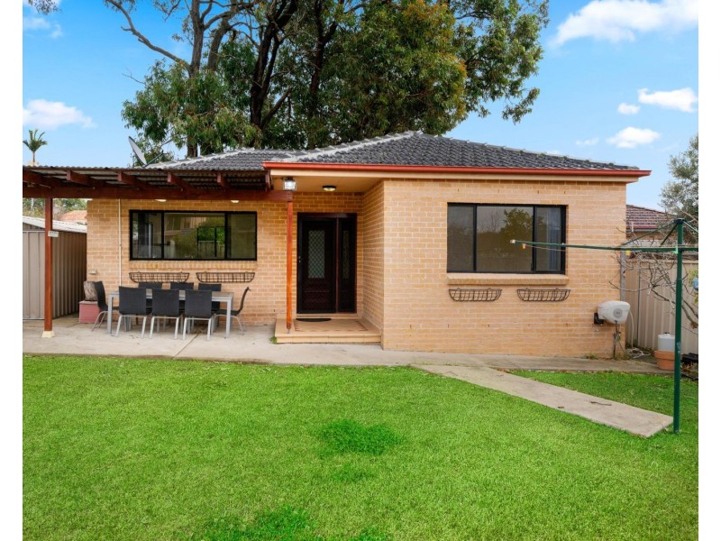 7a Gleeson Avenue, Condell Park NSW 2200