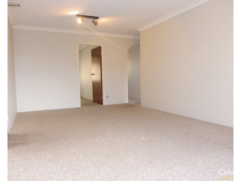 24/8 Hixson Street, Bankstown NSW 2200