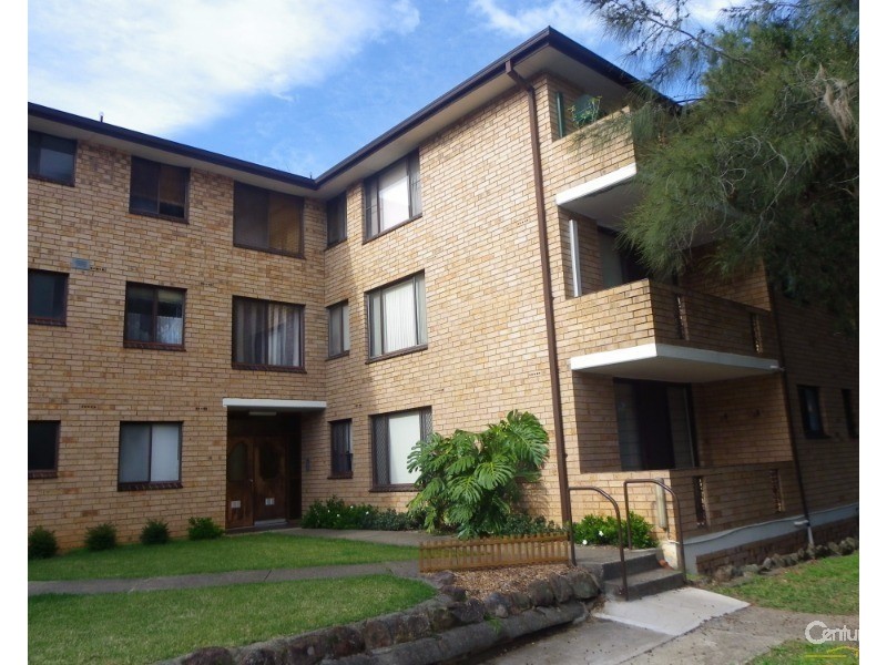 24/8 Hixson Street, Bankstown NSW 2200