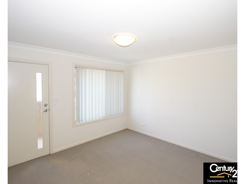 2/74 Taylor Street, Condell Park NSW 2200