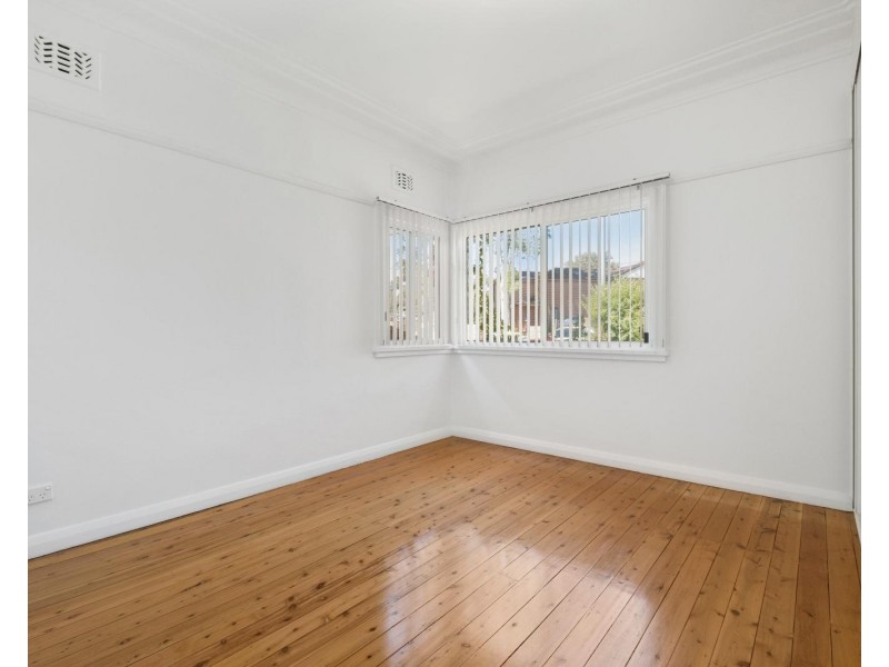 126 The River Road, Revesby NSW 2212