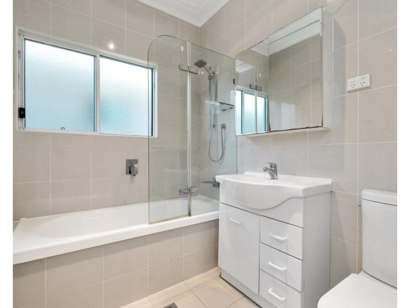 126 The River Road, Revesby NSW 2212