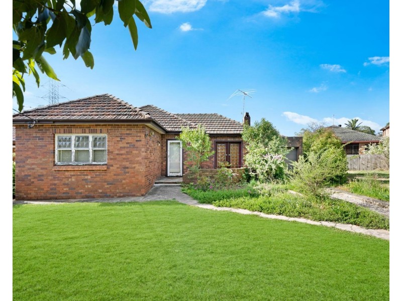 27 Gardenia Avenue, Bankstown NSW 2200