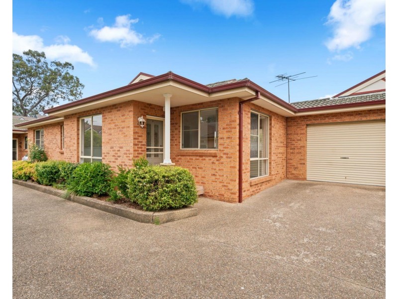 2/79 Uranus Road, Padstow NSW 2211