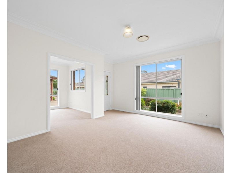 2/79 Uranus Road, Padstow NSW 2211