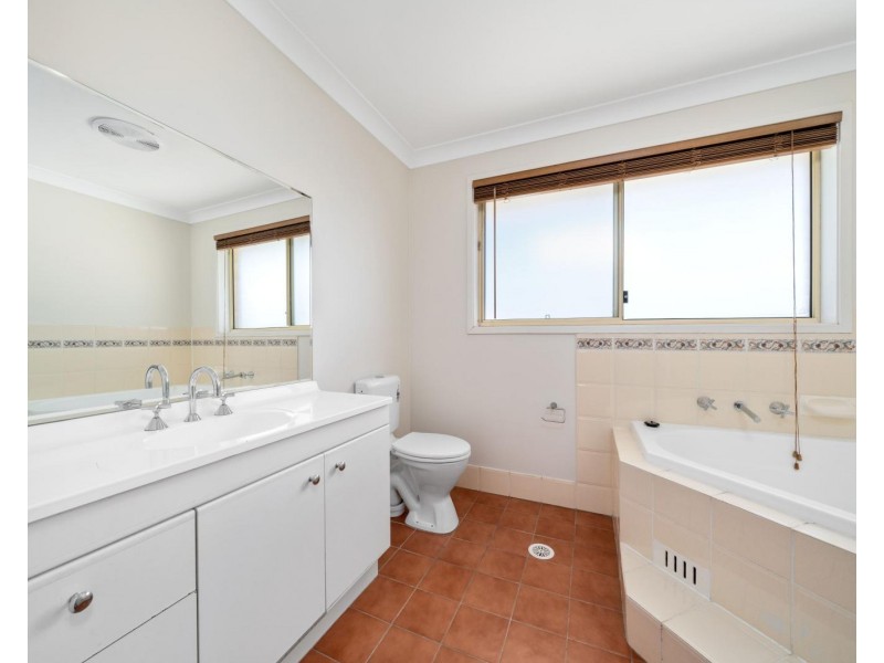 30 Bargo Place, Prestons NSW 2170