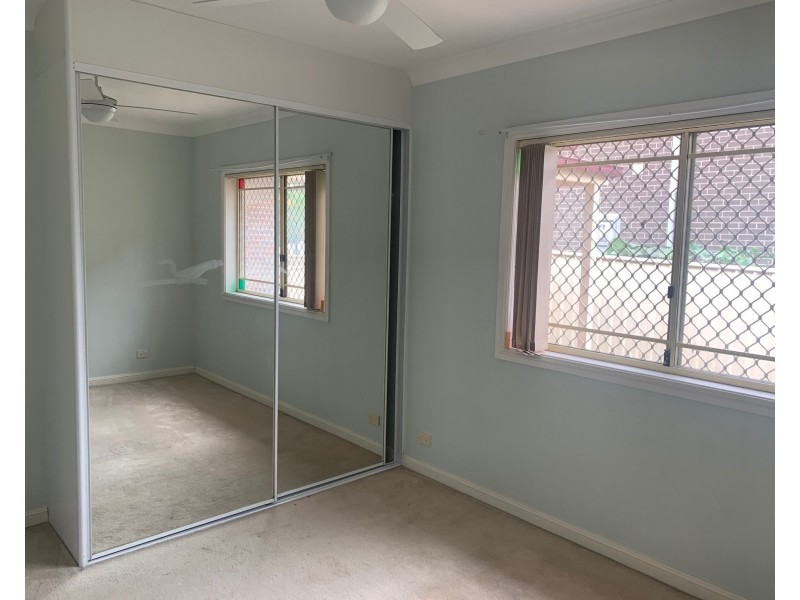 2/31 Simmat Avenue, Condell Park NSW 2200