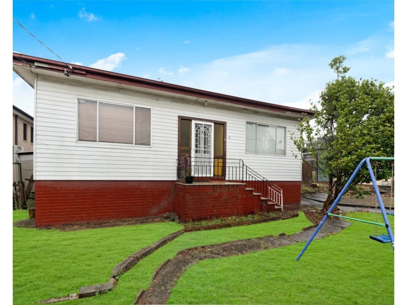 4 Townsend Street, Condell Park NSW 2200