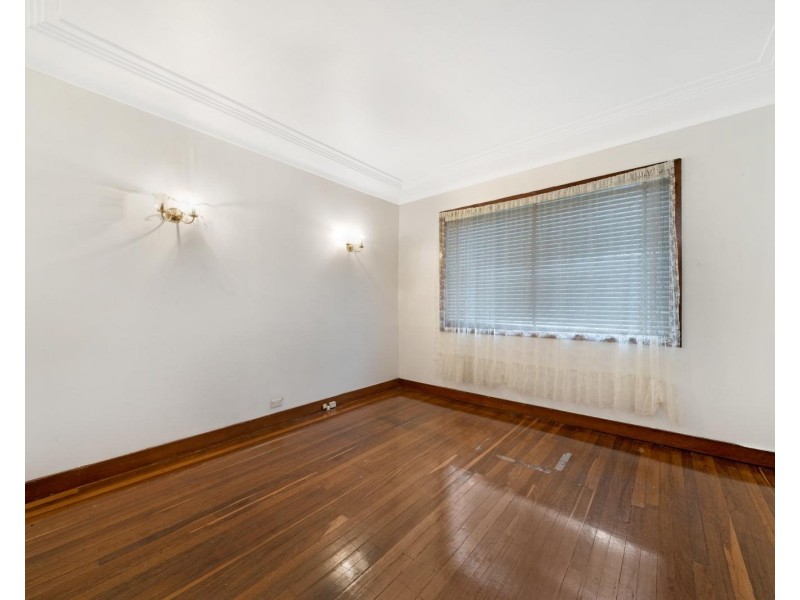 4 Townsend Street, Condell Park NSW 2200