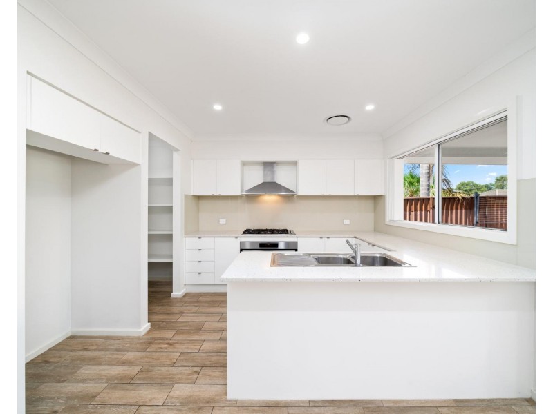 13 Mactier Ave, Milperra NSW 2214