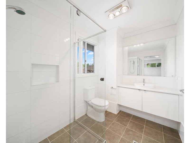 13 Mactier Ave, Milperra NSW 2214