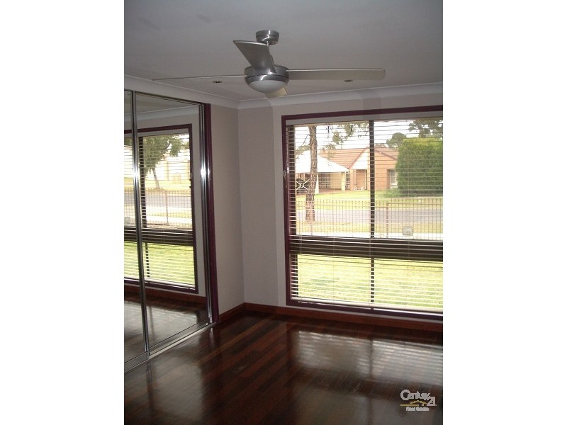 130 Bardia Parade, Holsworthy NSW 2173